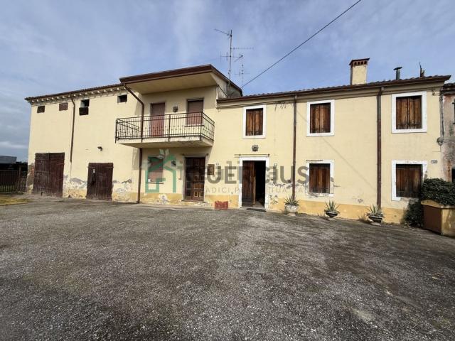 Rustico in vendita a Zimella, Veneto