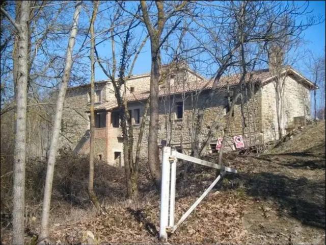 Rustico in vendita a Gubbio, Umbria