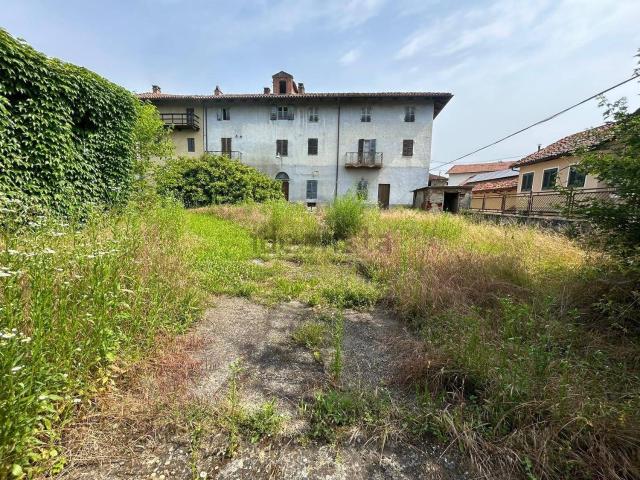 Rustico in vendita a Piemonte, Asti