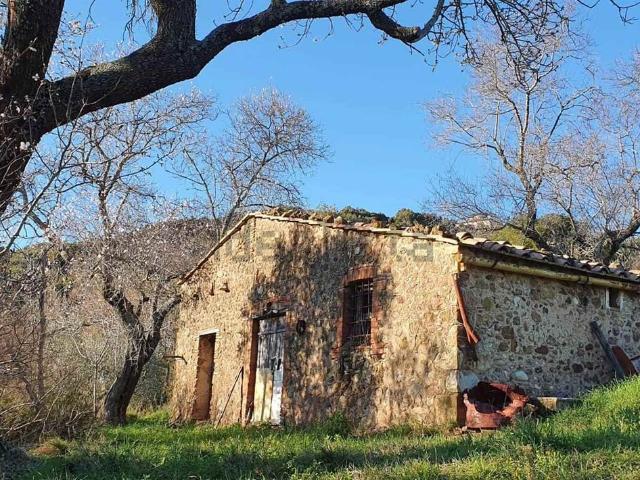 Rustico in vendita a Larderello, Toscana