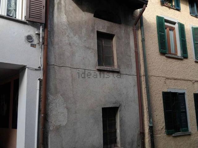Rustico in vendita a Bulgorello, Cadorago