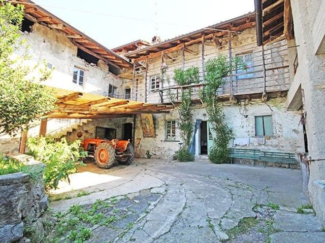 Rustico in vendita a Celana, Caprino Bergamasco