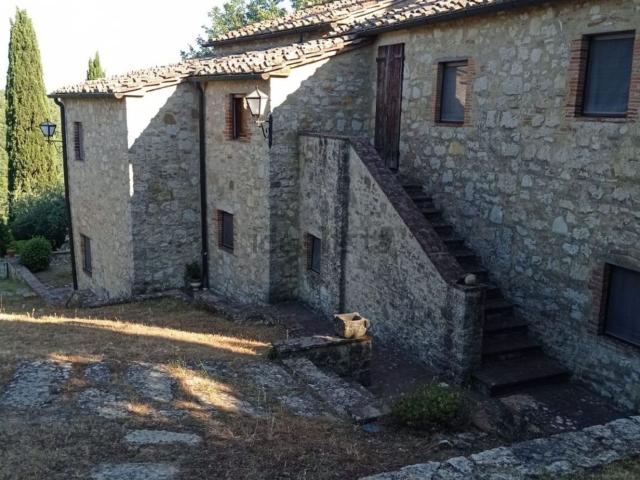 Rustico in vendita a Radda In Chianti, Toscana