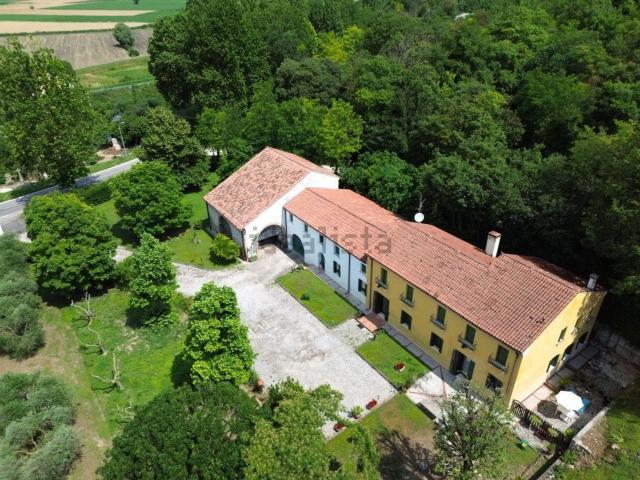 Rustico in vendita a Rivadolmo, Baone