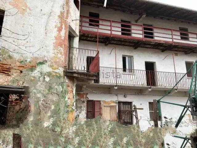 Rustico in vendita a Le Fornaci, Piemonte
