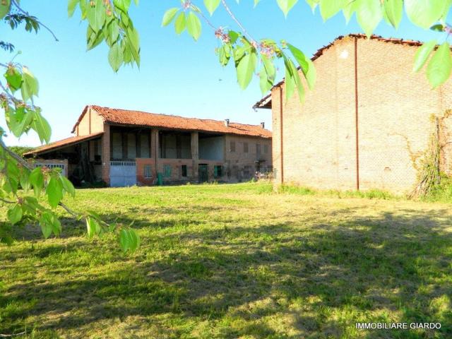 Rustico in vendita a Piemonte, Asti