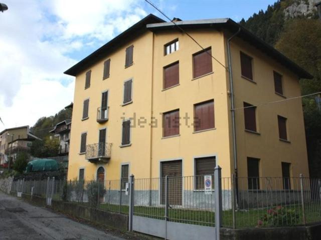 Rustico in vendita a Comunità Montana di Scalve, Azzone