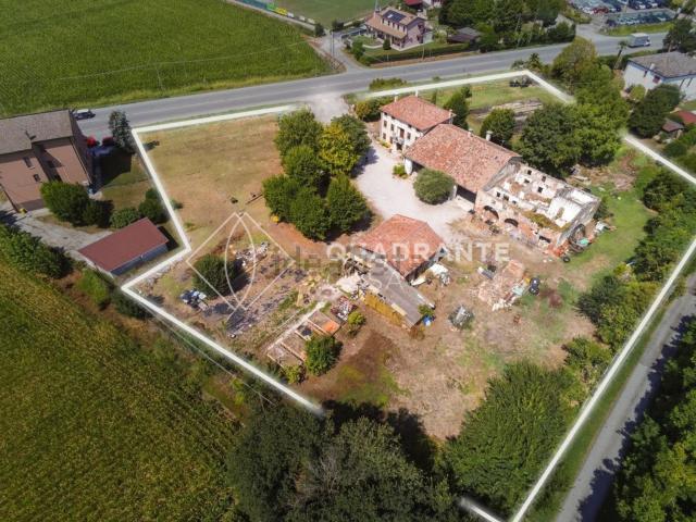 Rustico in vendita a Vaccarino, Piazzola sul Brenta