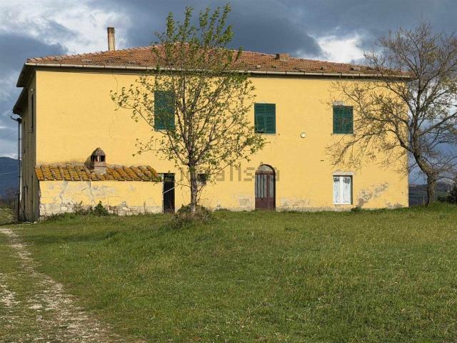 Rustico in vendita a Campagnatico, Toscana