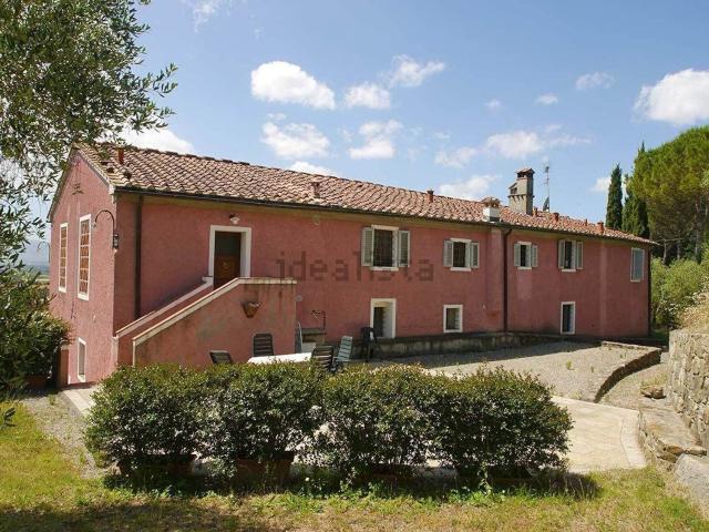 Rustico in vendita a Chiesina Montalese, Pistoia
