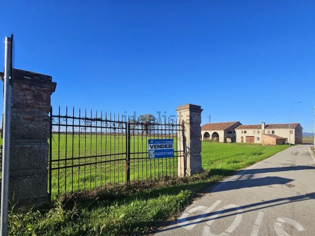 Rustico in vendita a Villa Estense, Veneto
