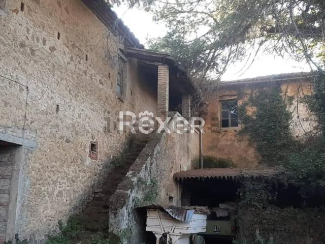 Rustico in vendita a Lecchi, Toscana