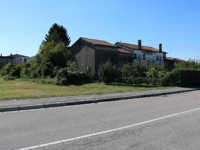Rustico in vendita a Legnago, Veneto