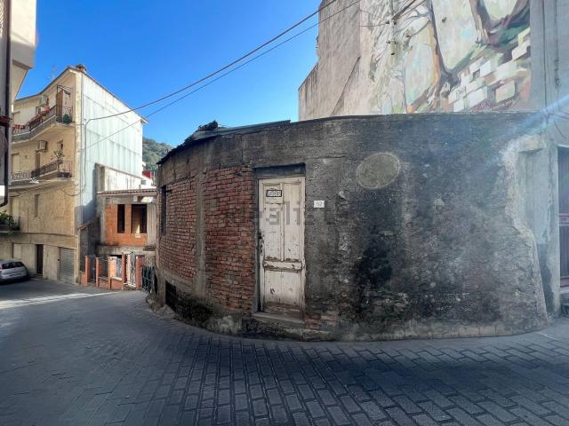 Rustico in vendita a Graniti, Sicilia
