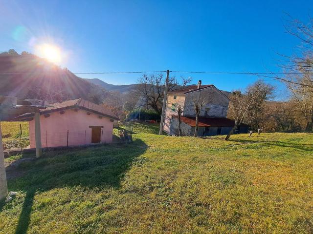 Rustico in vendita a Marche, Pesaro E Urbino