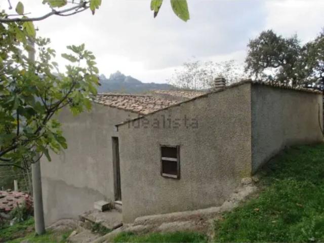 Rustico in vendita a Moliterno, Basilicata