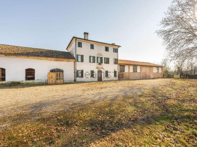 Rustico in vendita a Castello, Carbonera