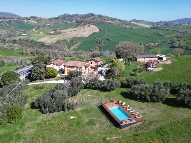 Rustico in vendita a Marciano, Marche