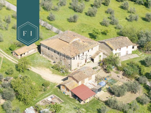 Rustico in vendita a Unione di Comuni Valdarno e Valdisieve, Reggello