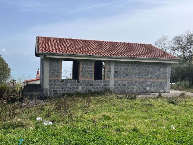 Rustico in vendita a San Giovanni A Piro, Campania