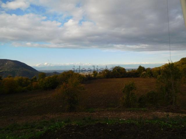 Rustico in vendita a Luvigliano, Torreglia
