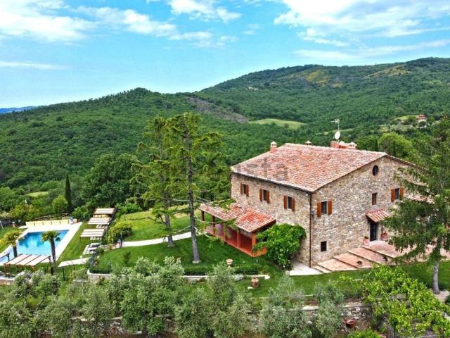 Rustico in vendita a Civitella in Val di Chiana, Toscana