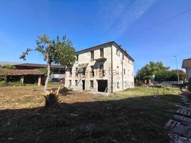 Rustico in vendita a Borgo Aragno, Mondovì