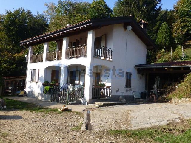 Rustico in vendita a Comunità Montana Valli del Verbano, Brissago Valtravaglia