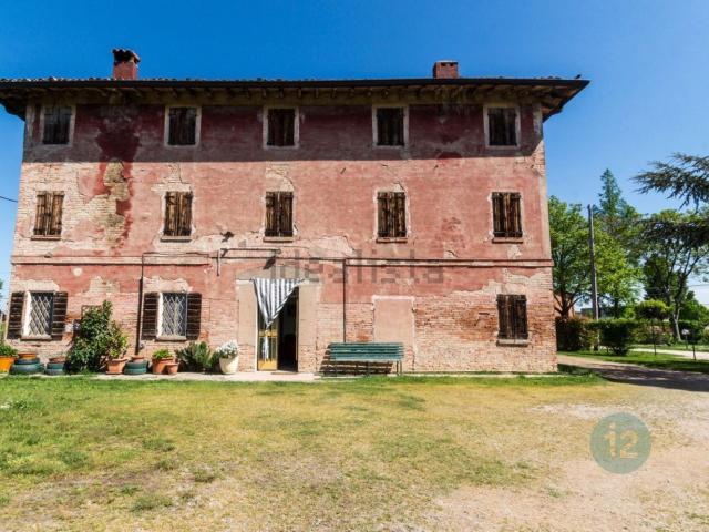 Rustico in vendita a Soliera, Modena