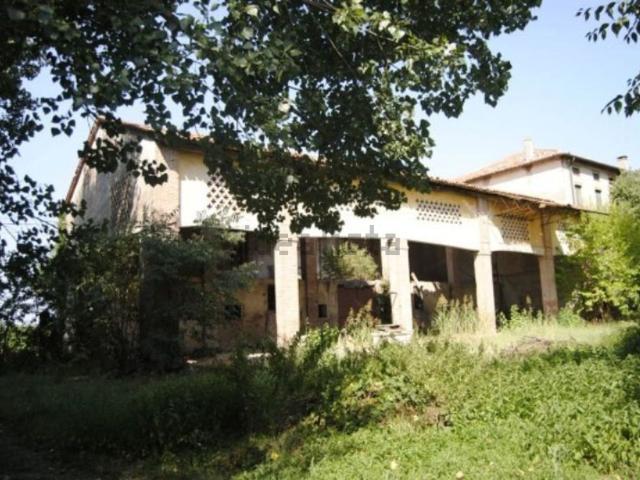 Rustico in vendita a Montegalda, Veneto