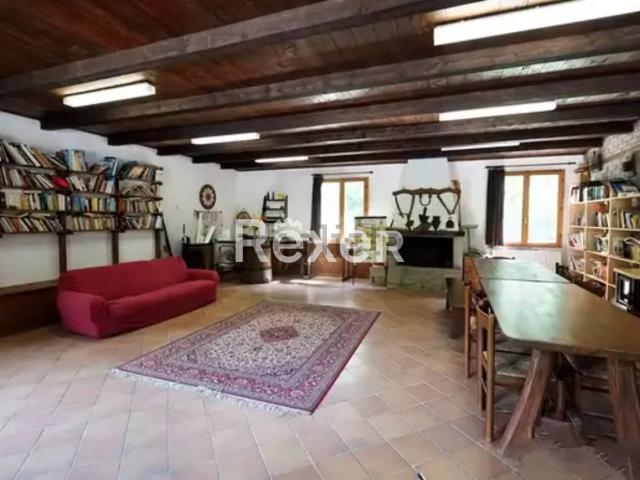 Rustico in vendita a Poggio alla Lastra, Bagno di Romagna