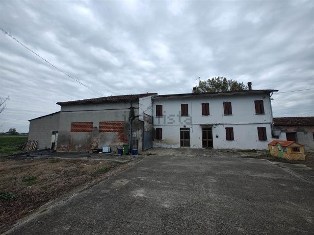 Rustico in vendita a Pegognaga, Lombardia