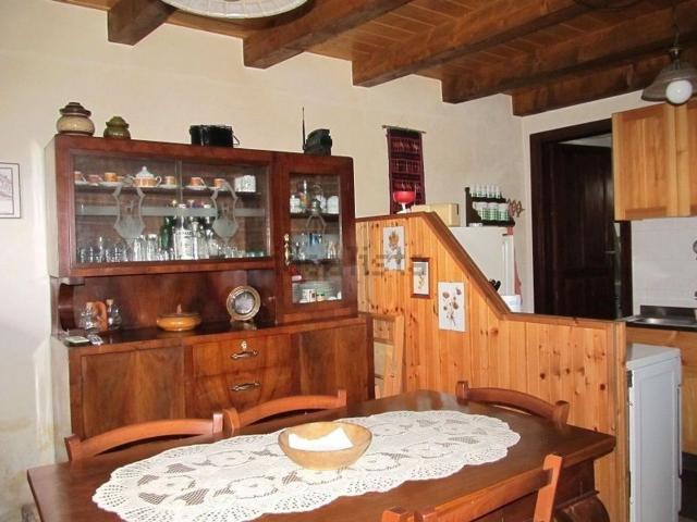 Rustico in vendita a Spriana, Lombardia