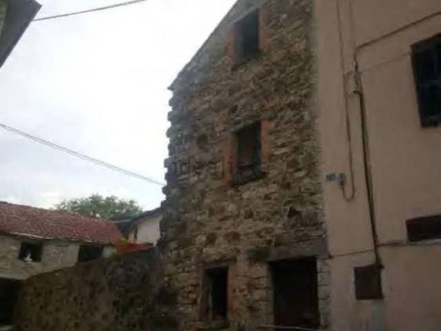 Rustico in vendita a Ferriere, Reggio Emilia