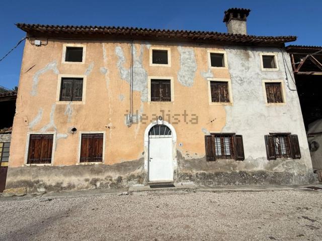 Rustico in vendita a Sovizzo, Veneto