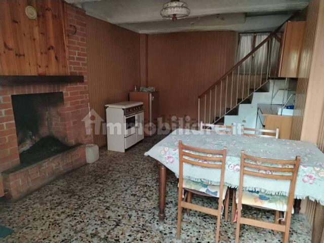 Rustico in vendita a Piemonte, Asti