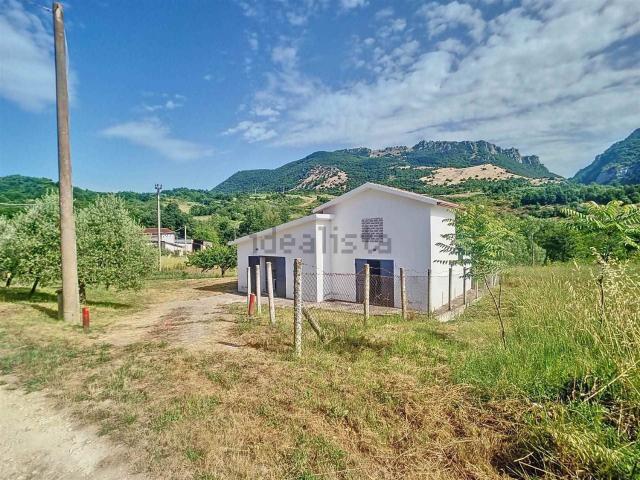 Rustico in vendita a Castelgrande, Basilicata