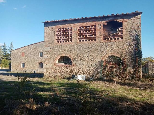 Rustico in vendita a Larderello, Toscana