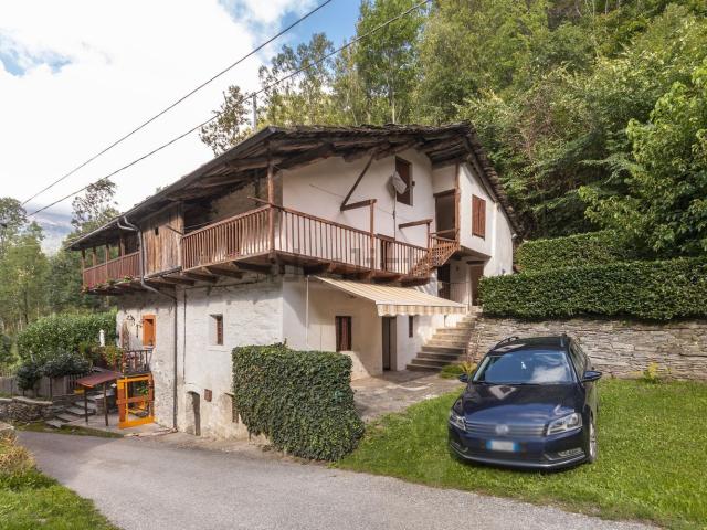 Rustico in vendita a Dughetti, Piemonte