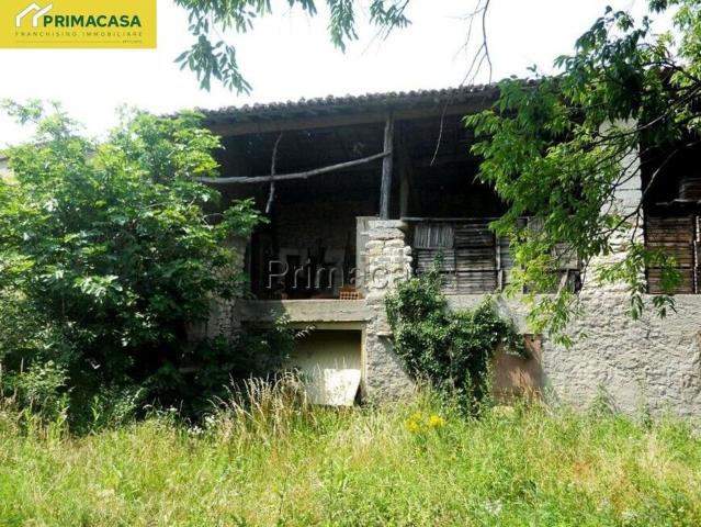 Rustico in vendita a Castagnè, Mezzane di Sotto
