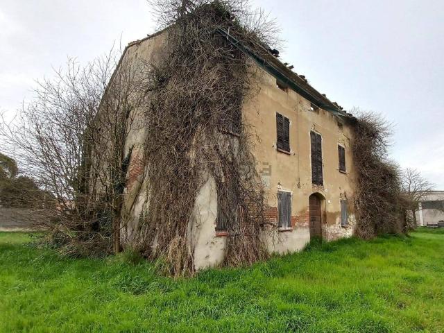 Rustico in vendita a Bassa Reggiana, Re