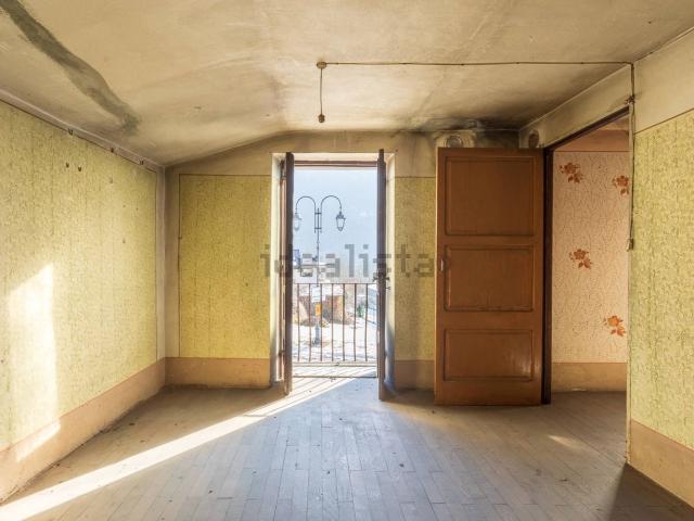 Rustico in vendita a Moiola, Cuneo