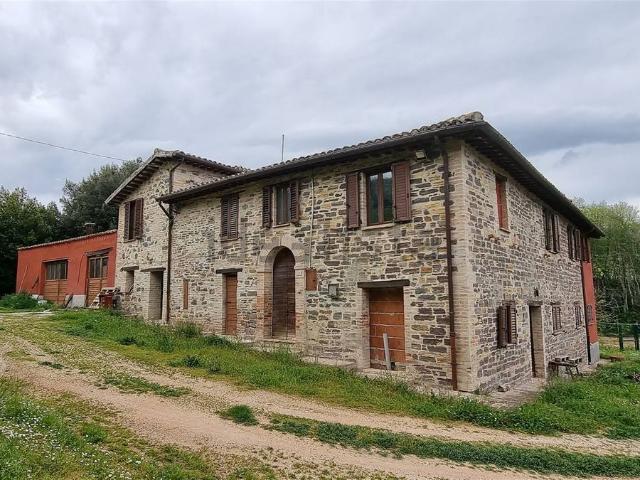 Rustico in vendita a Marche, Macerata