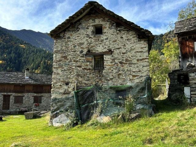 Rustico in vendita a Piemonte, Vercelli
