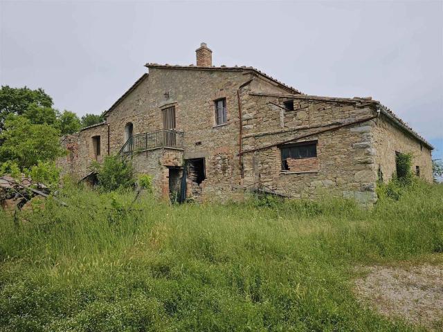 Rustico in vendita a Castelnuovo Val Di Cecina, Toscana