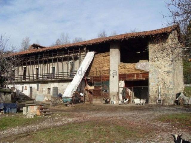 Rustico in vendita a Villasola, Cisano Bergamasco