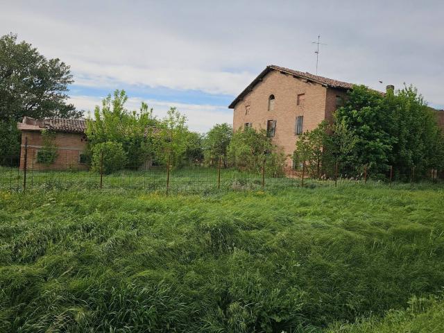 Rustico in vendita a Cognento, Modena