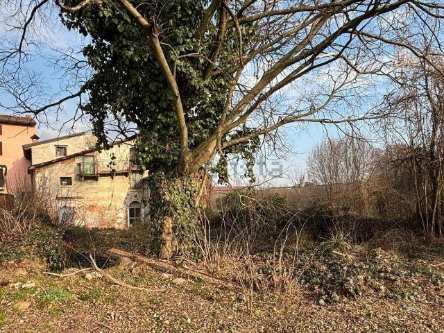 Rustico in vendita a Pescantina, Veneto