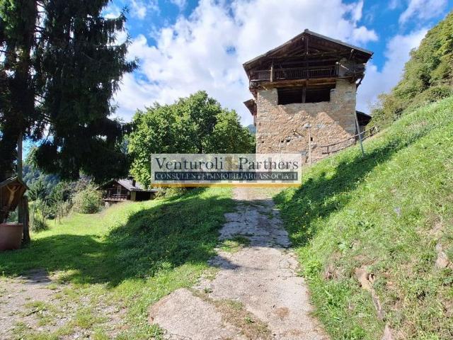 Rustico in vendita a Comunità delle Giudicarie, Castel Condino