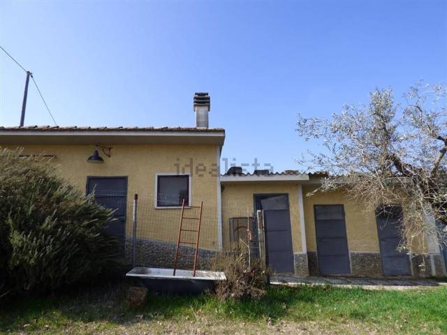 Rustico in vendita a Chianciano Terme, Toscana